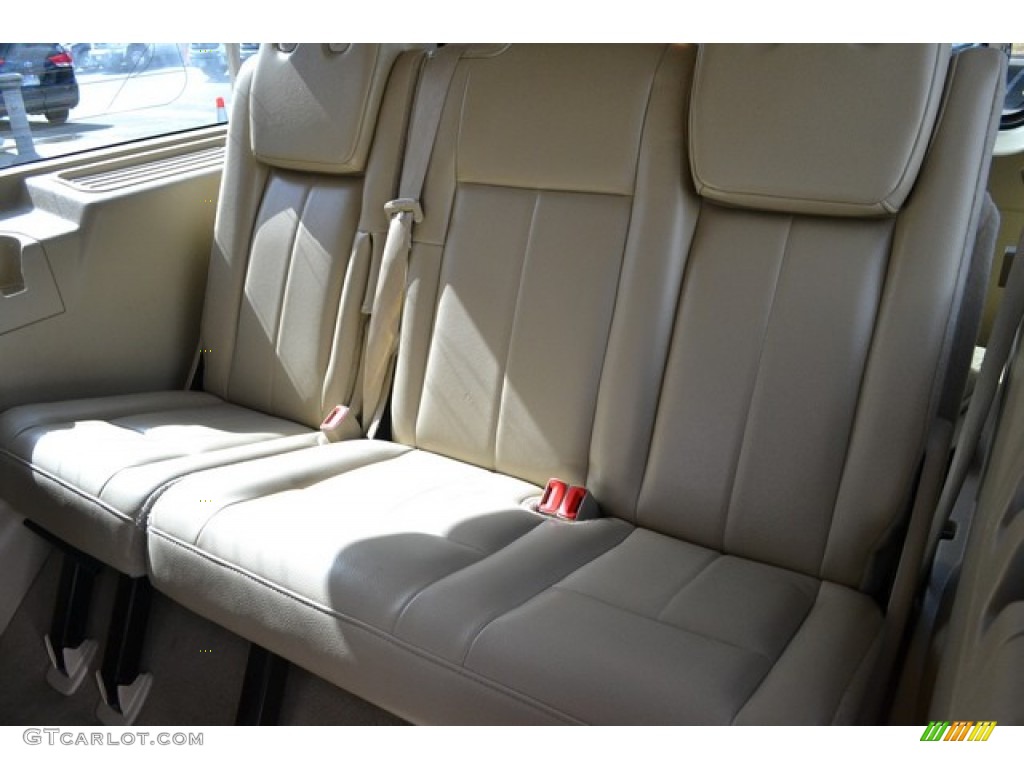 2010 Expedition EL Eddie Bauer 4x4 - White Platinum Tri-Coat Metallic / Camel photo #24
