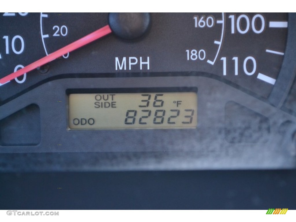 2003 Corolla CE - Sandrift Metallic / Light Gray photo #26