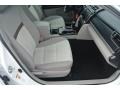 Super White - Camry LE Photo No. 20