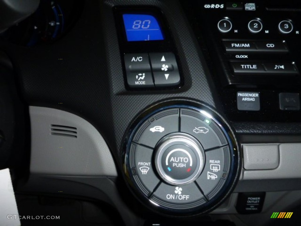 2014 Honda Insight EX Hybrid Controls Photos