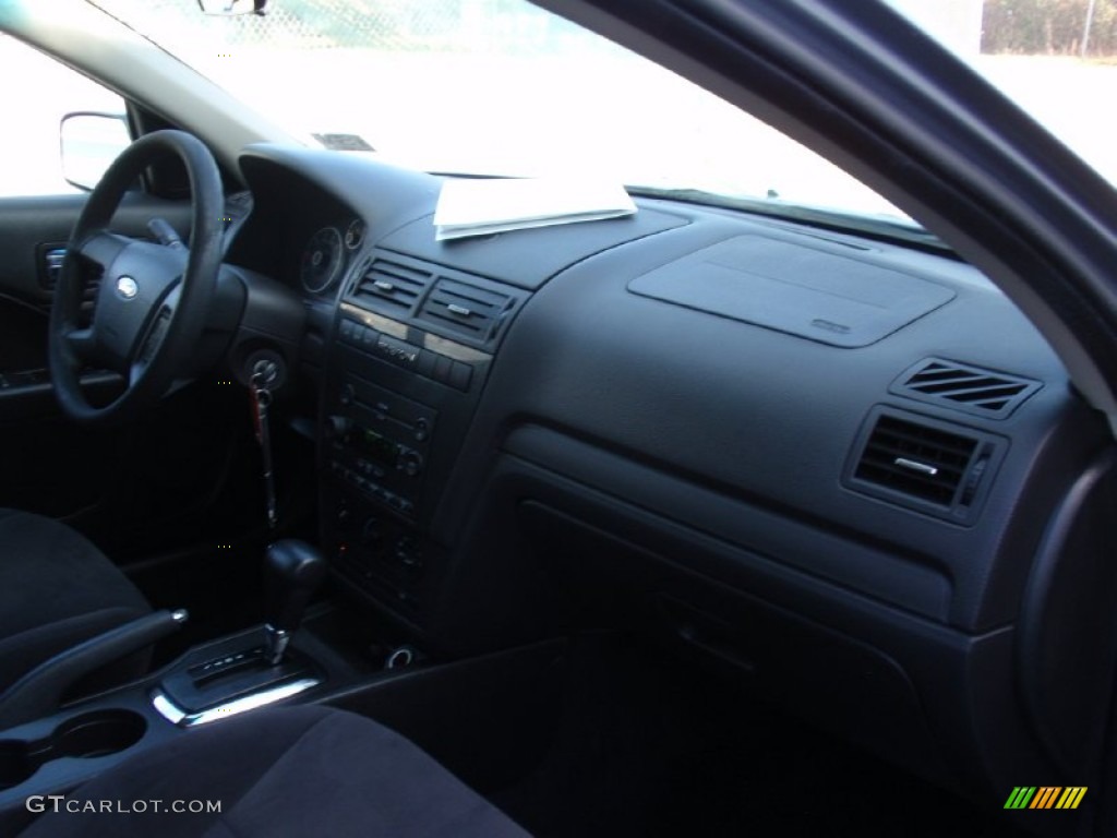 2006 Fusion SE - Tungsten Grey Metallic / Charcoal Black photo #28