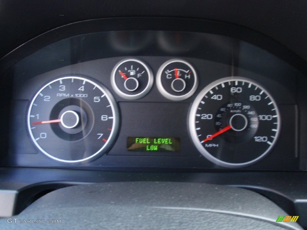 2006 Fusion SE - Tungsten Grey Metallic / Charcoal Black photo #46