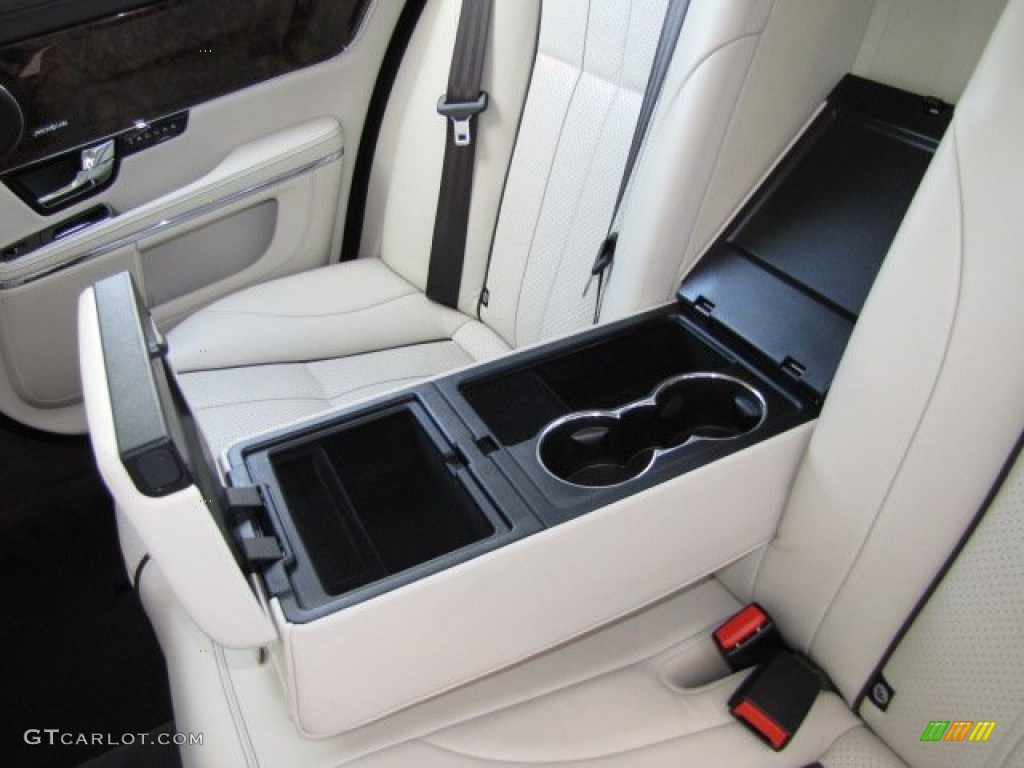 2013 Jaguar XJ XJ Rear Seat Photos