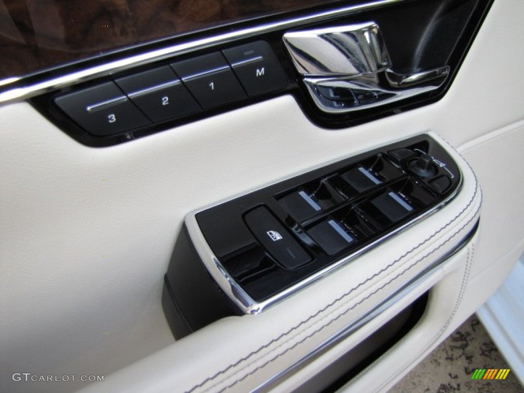 2013 Jaguar XJ XJ Controls Photo #90819786