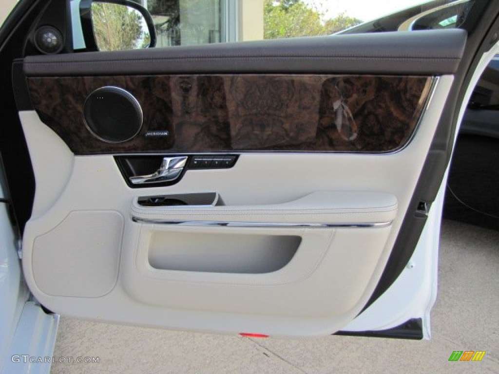 2013 Jaguar XJ XJ Door Panel Photos
