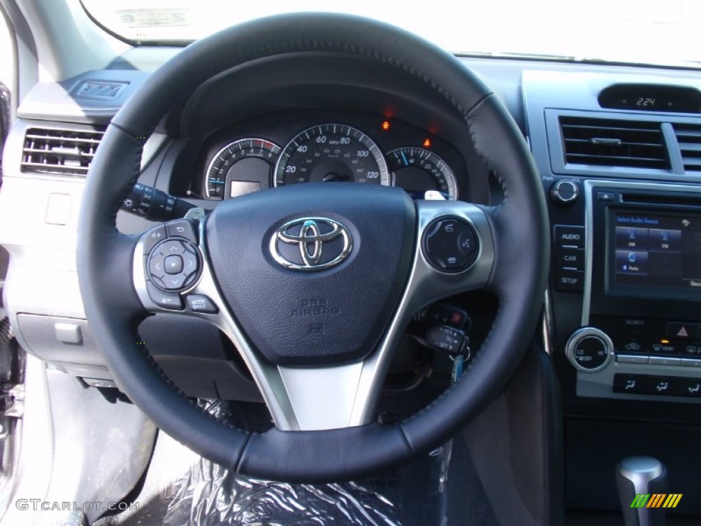 2014 Camry SE - Magnetic Gray Metallic / Black photo #30