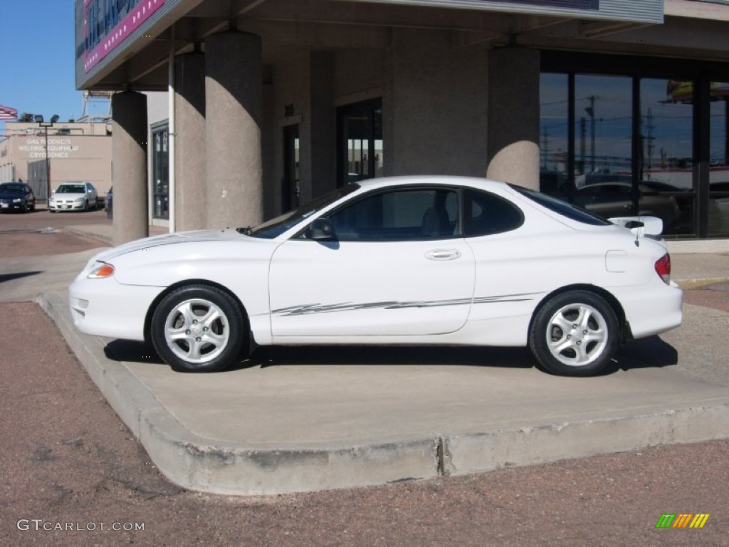 2001 Tiburon  - Nordic White / Black/Gray photo #8