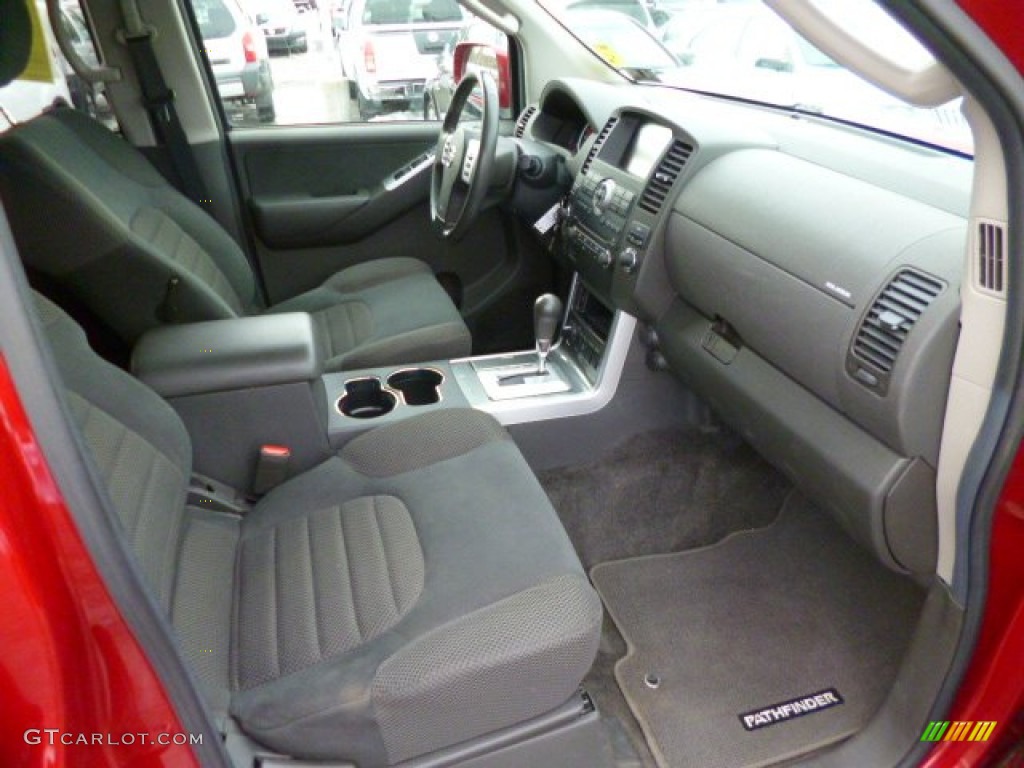 2010 Pathfinder SE 4x4 - Red Brick / Graphite photo #4