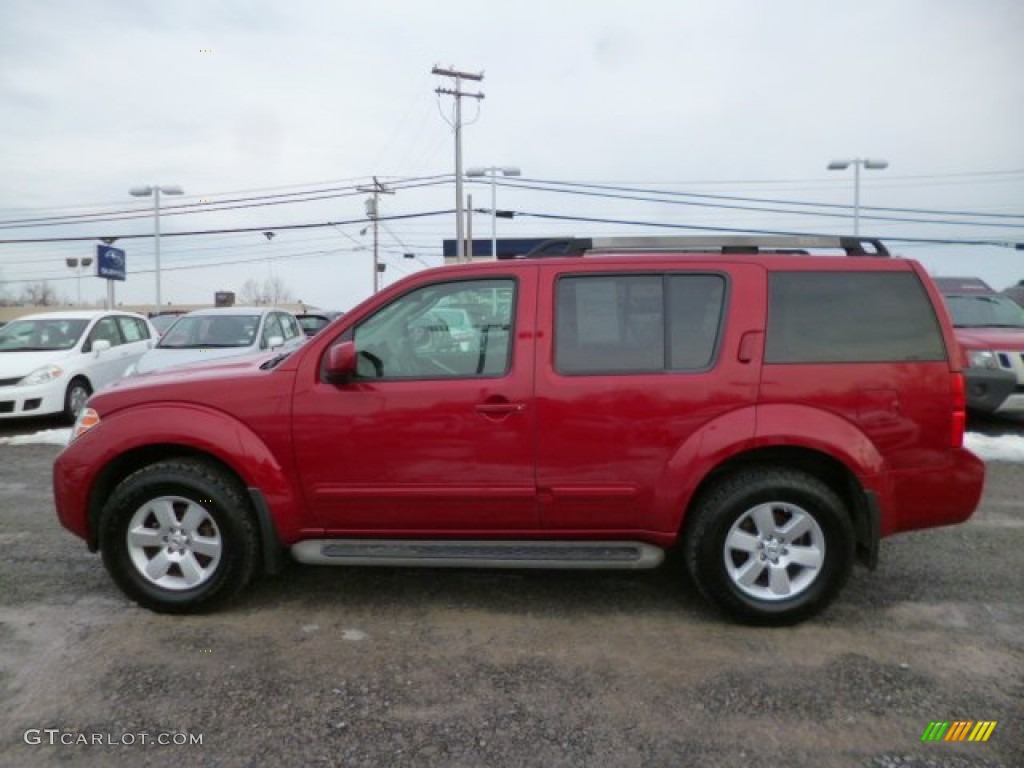 2010 Pathfinder SE 4x4 - Red Brick / Graphite photo #8