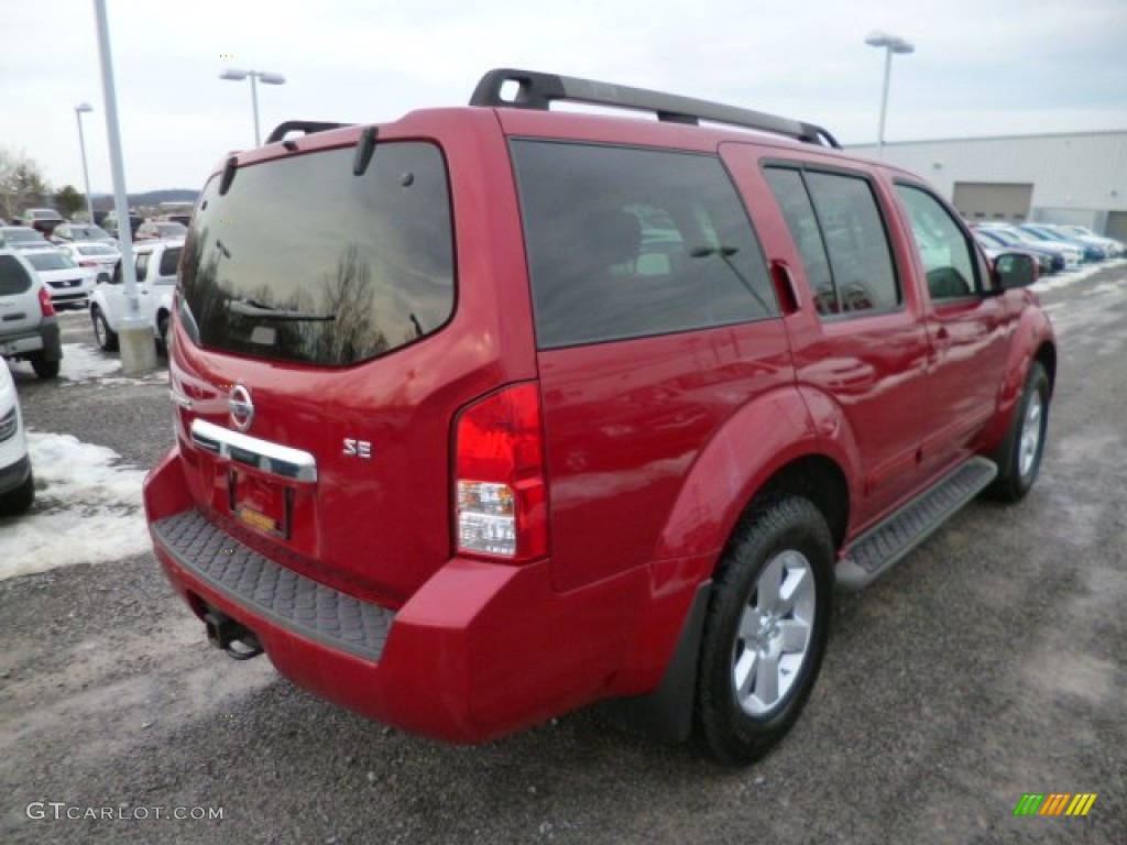 2010 Pathfinder SE 4x4 - Red Brick / Graphite photo #11