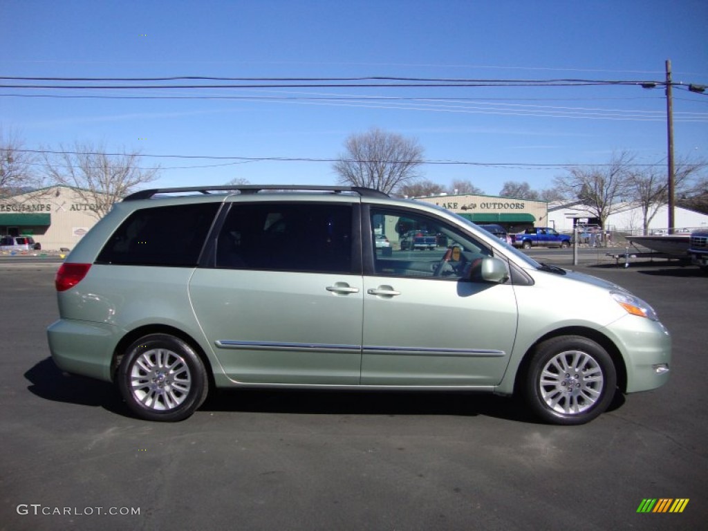 Silver Pine Mica 2007 Toyota Sienna XLE Limited Exterior Photo #90825312