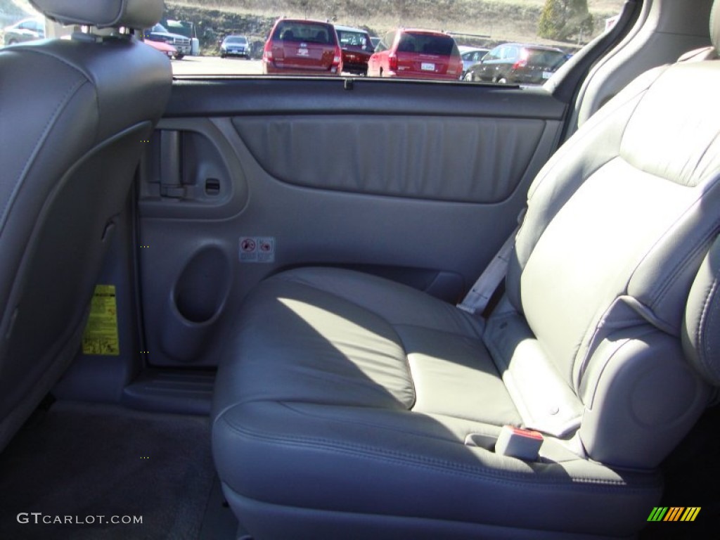 2007 Sienna XLE Limited - Silver Pine Mica / Stone photo #21