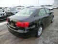 Black - Jetta SE Sedan Photo No. 11