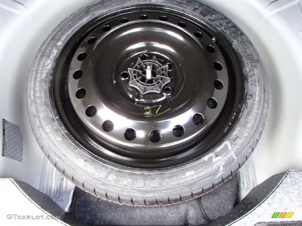 2014 Impala LS - Silver Ice Metallic / Jet Black/Dark Titanium photo #9