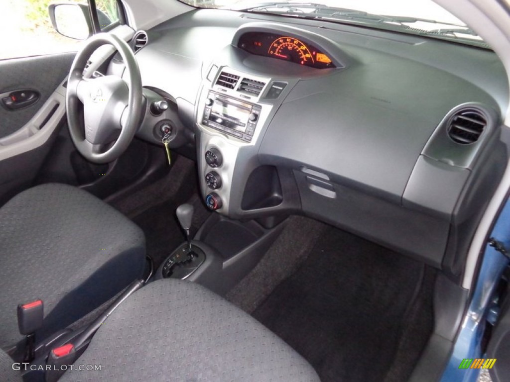 2009 Yaris 5 Door Liftback - Bayou Blue Pearl / Dark Charcoal photo #16