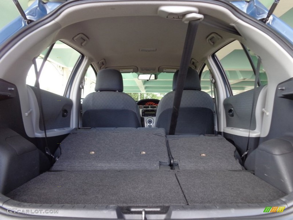 2009 Yaris 5 Door Liftback - Bayou Blue Pearl / Dark Charcoal photo #18