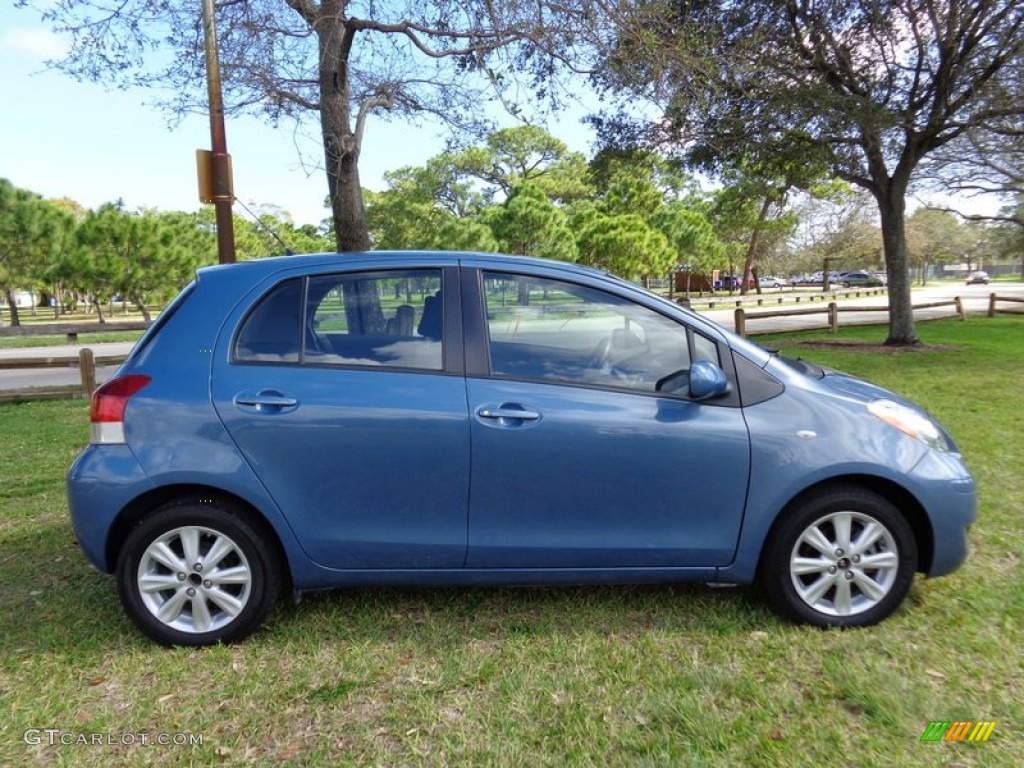 2009 Yaris 5 Door Liftback - Bayou Blue Pearl / Dark Charcoal photo #37