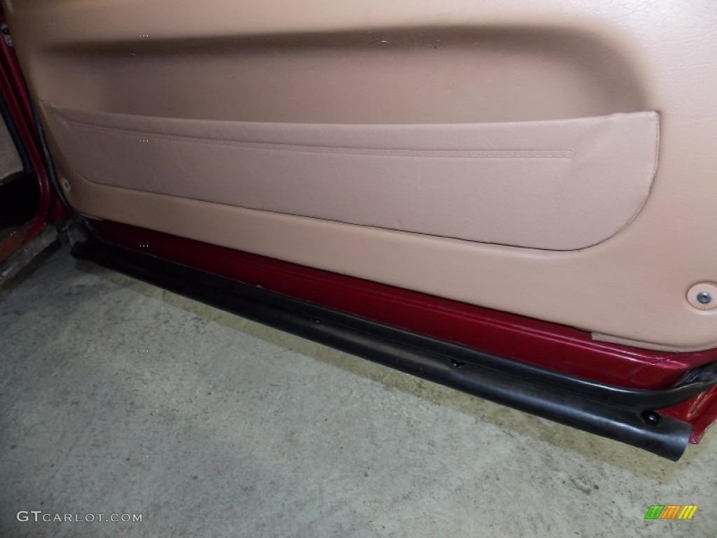 1993 900 Turbo Convertible - Ruby Red Pearl Metallic / Beige photo #18