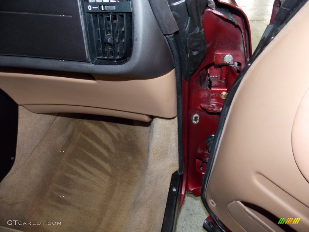 1993 900 Turbo Convertible - Ruby Red Pearl Metallic / Beige photo #19