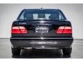 Black - E 320 Sedan Photo No. 3
