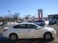 Pearl White - Altima 2.5 S Photo No. 4