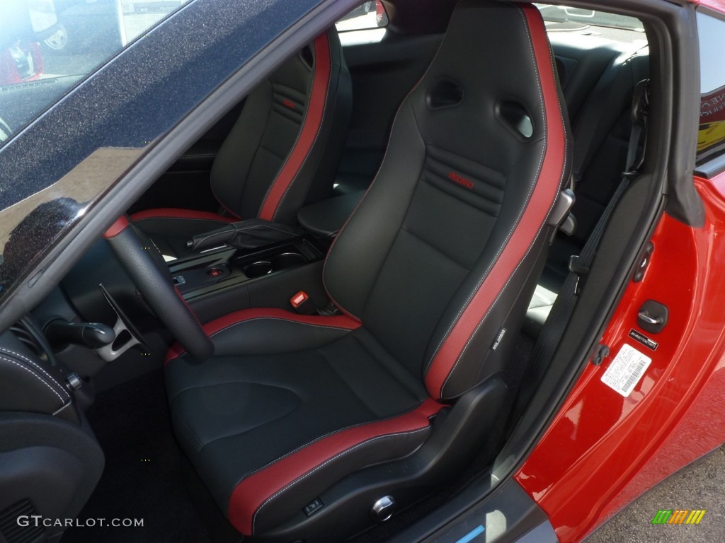 2014 Nissan GT-R Black Edition Front Seat Photo #90835783