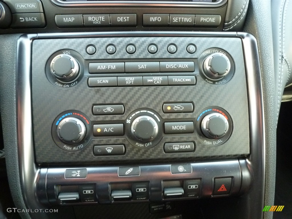 2014 Nissan GT-R Black Edition Controls Photo #90836038