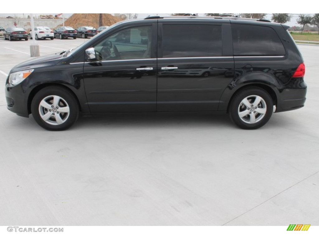 Nocturne Black Metallic 2010 Volkswagen Routan SEL Premium Exterior Photo #90837631