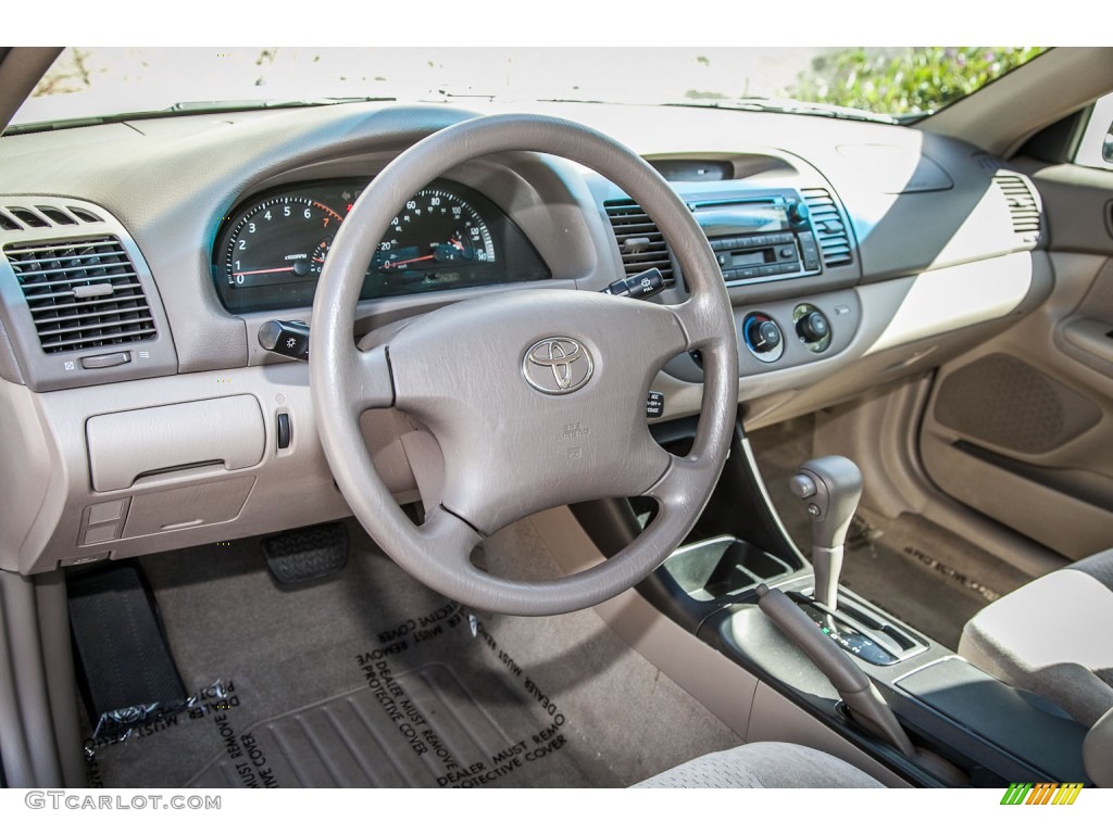 Taupe Interior 2003 Toyota Camry LE V6 Photo #90837952