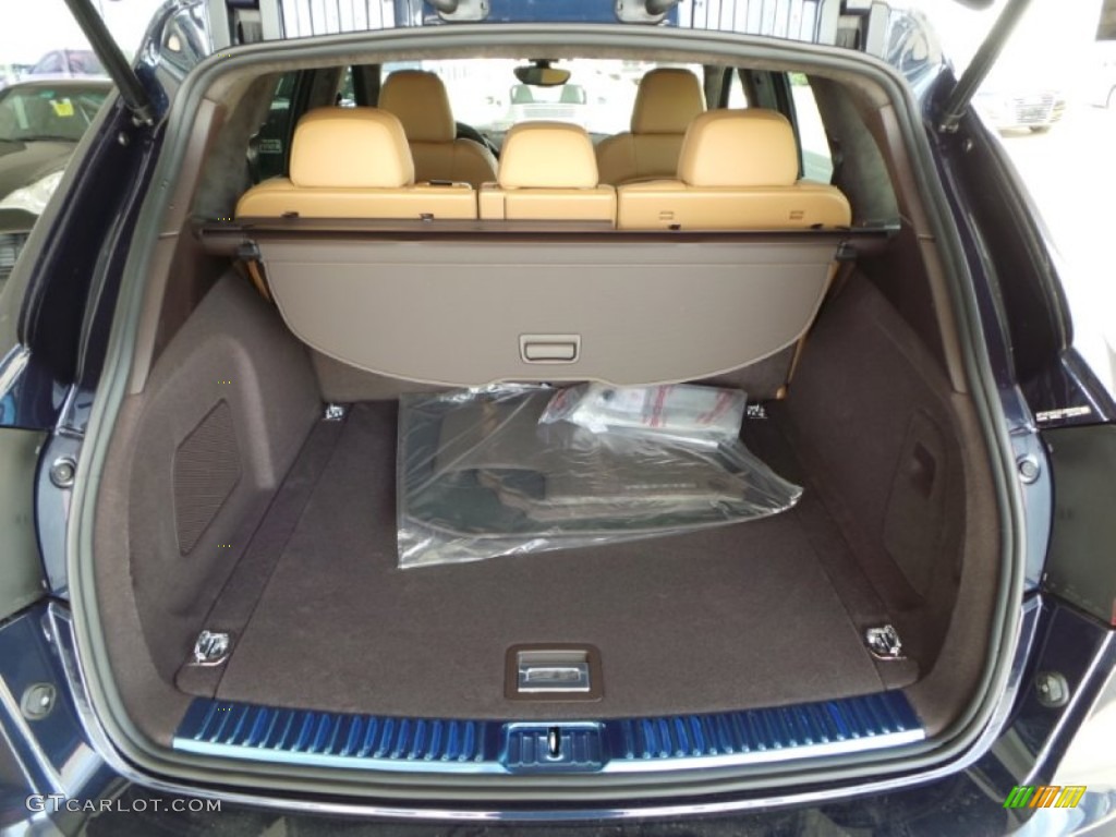 2014 Porsche Cayenne Turbo Trunk Photo #90839898