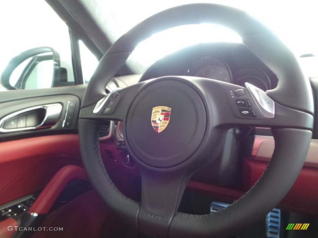 2014 Porsche Cayenne GTS Black/Carrera Red Steering Wheel Photo #90840493