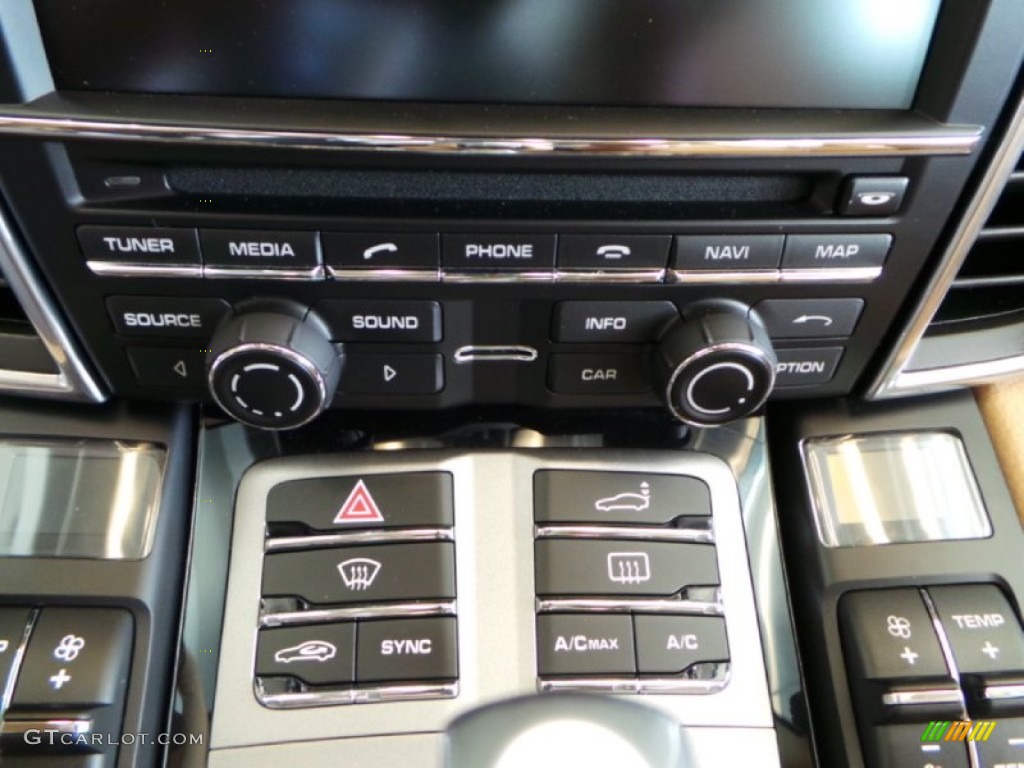2014 Porsche Panamera S E-Hybrid Controls Photo #90840997