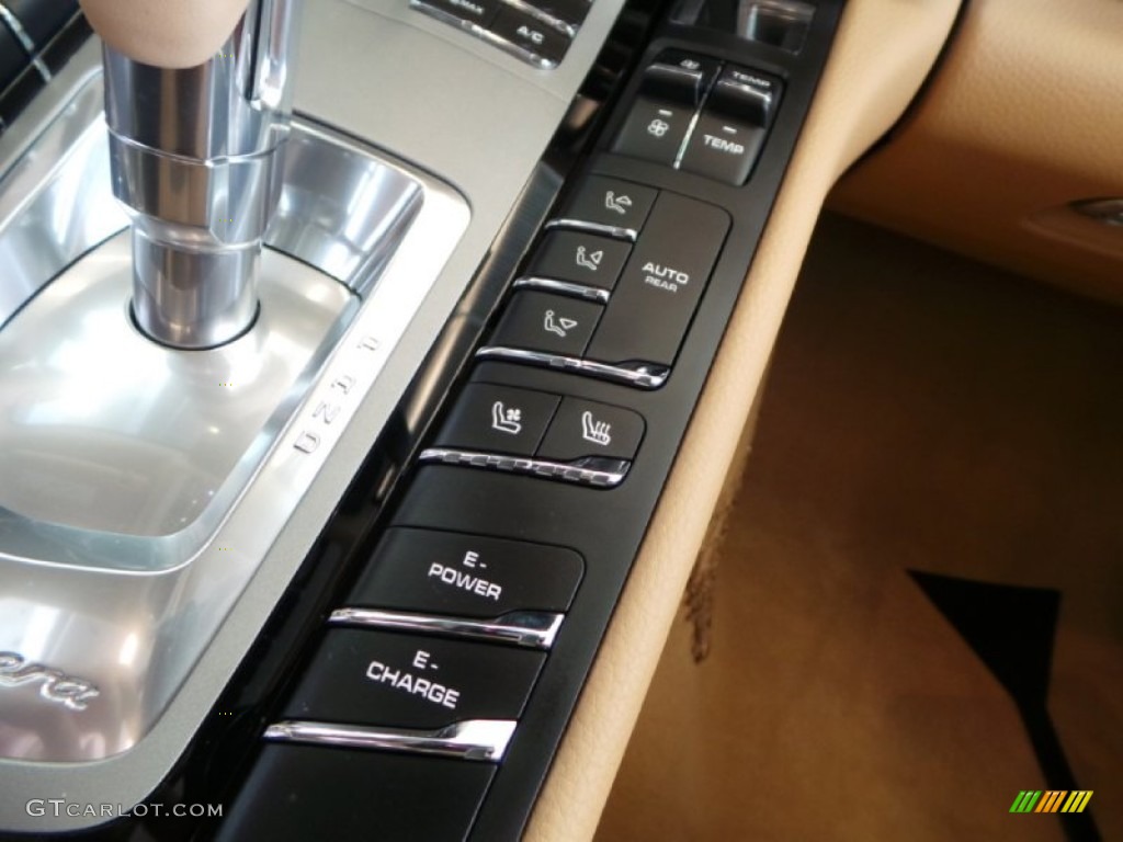 2014 Porsche Panamera S E-Hybrid Controls Photo #90841041