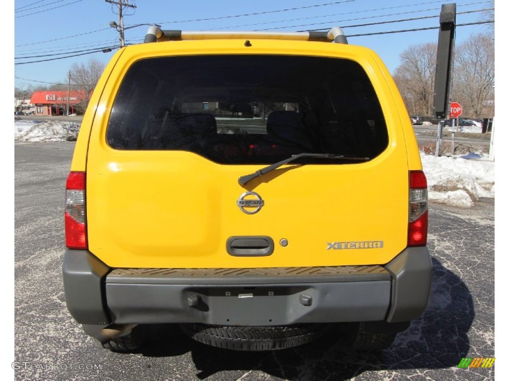 2003 Xterra XE V6 4x4 - Solar Yellow / Gray photo #5