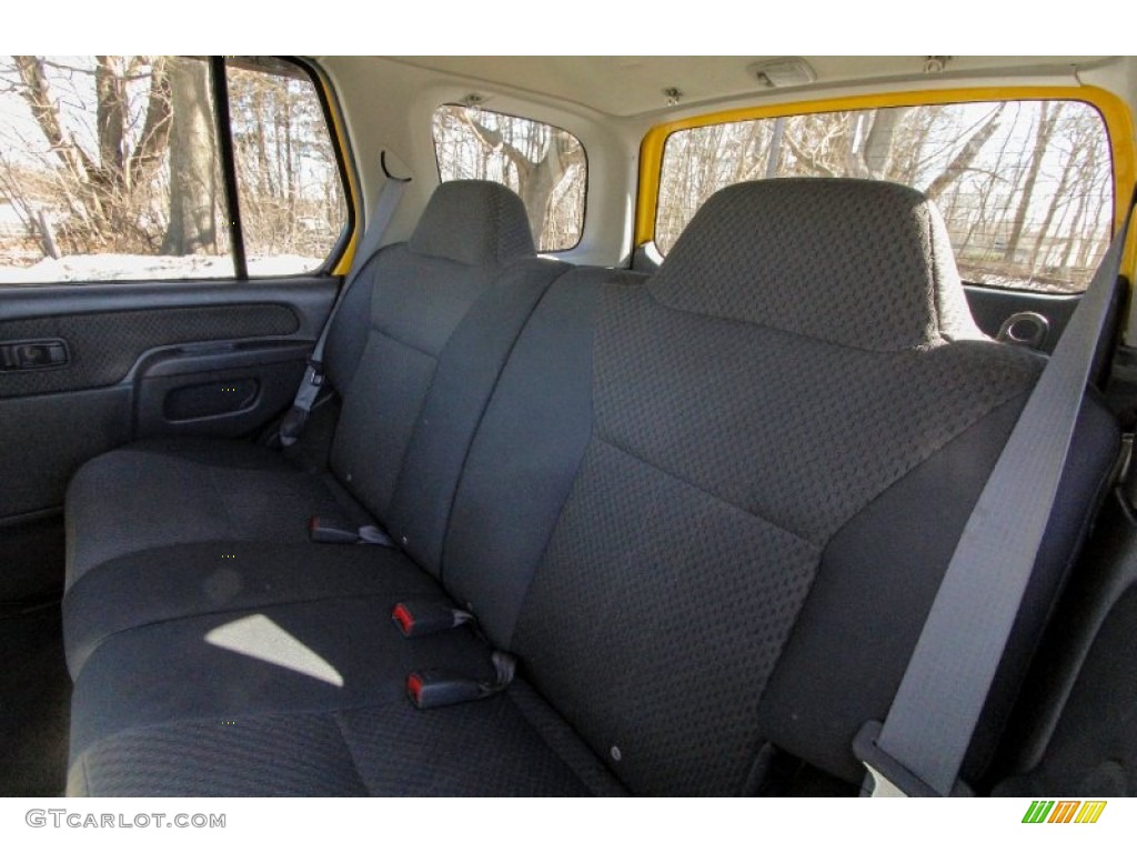 2003 Xterra XE V6 4x4 - Solar Yellow / Gray photo #18