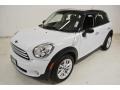 Light White - Cooper Countryman Photo No. 9