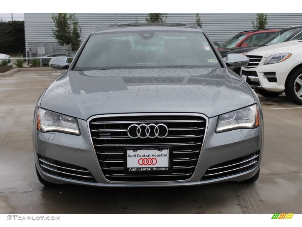 2013 A8 L 4.0T quattro - Quartz Gray Metallic / Black photo #2