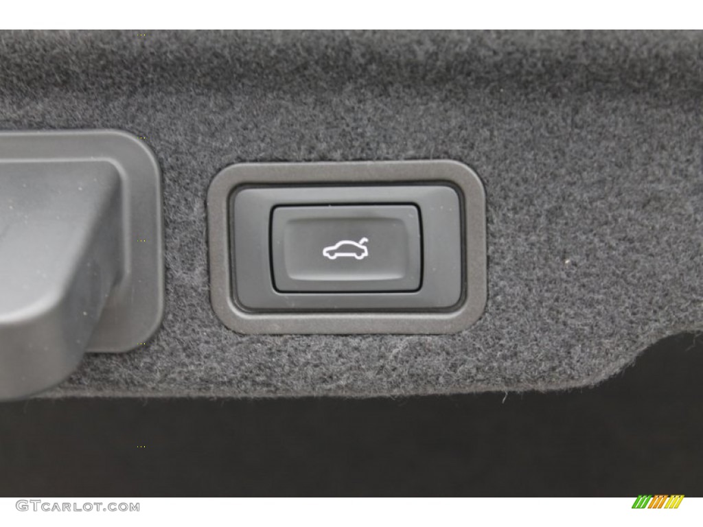 2013 A8 L 4.0T quattro - Quartz Gray Metallic / Black photo #30