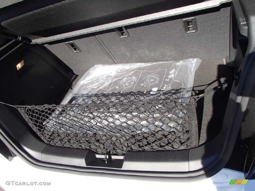 2014 Chevrolet Sonic LT Hatchback Trunk Photo #90848536