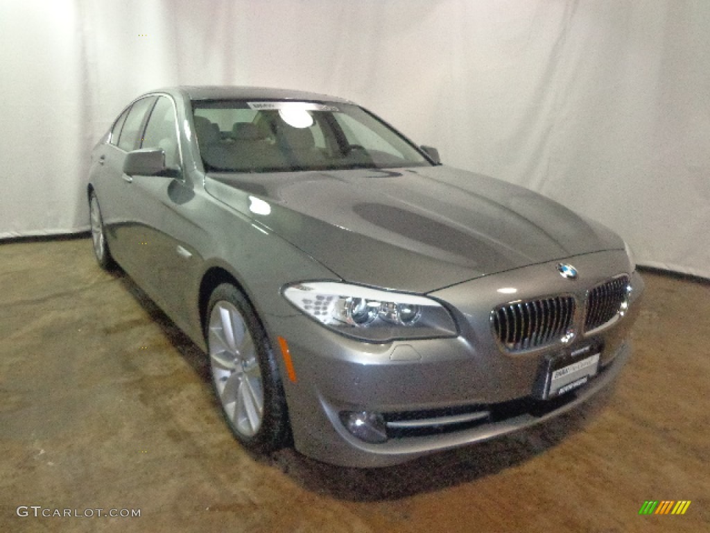 2013 5 Series 535i xDrive Sedan - Space Gray Metallic / Oyster/Black photo #1