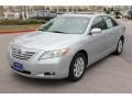 Titanium Metallic - Camry XLE Photo No. 2