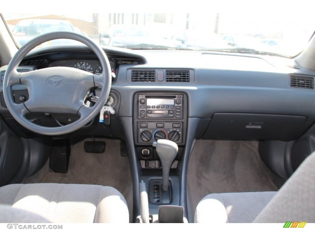 2000 Camry LE - Sailfin Blue Metallic / Gray photo #10