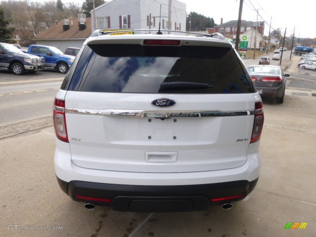 2014 Explorer XLT 4WD - Oxford White / Medium Light Stone photo #5