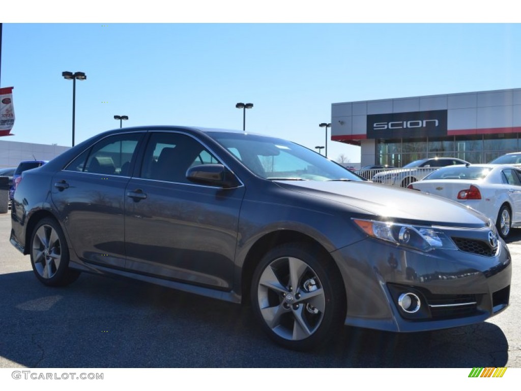 2014 Camry SE V6 - Magnetic Gray Metallic / Black photo #1
