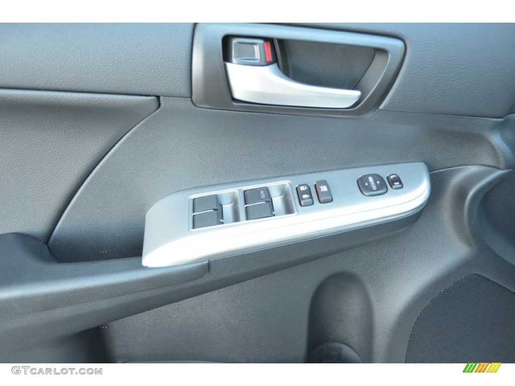 2014 Camry SE - Super White / Black photo #5