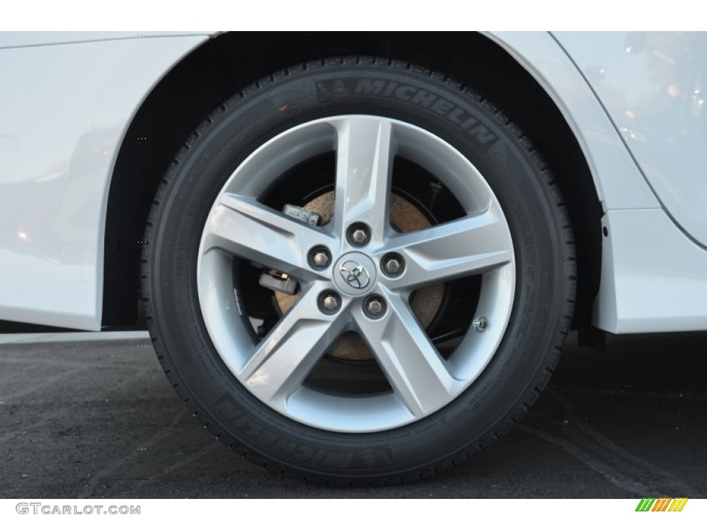 2014 Camry SE - Super White / Black photo #10