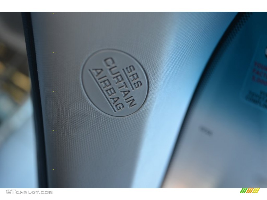 2014 Camry SE - Super White / Black photo #23