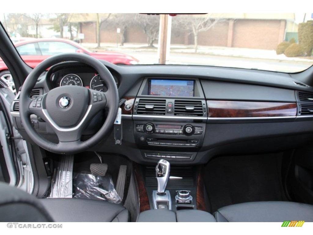 2011 BMW X5 xDrive 50i Dashboard Photos
