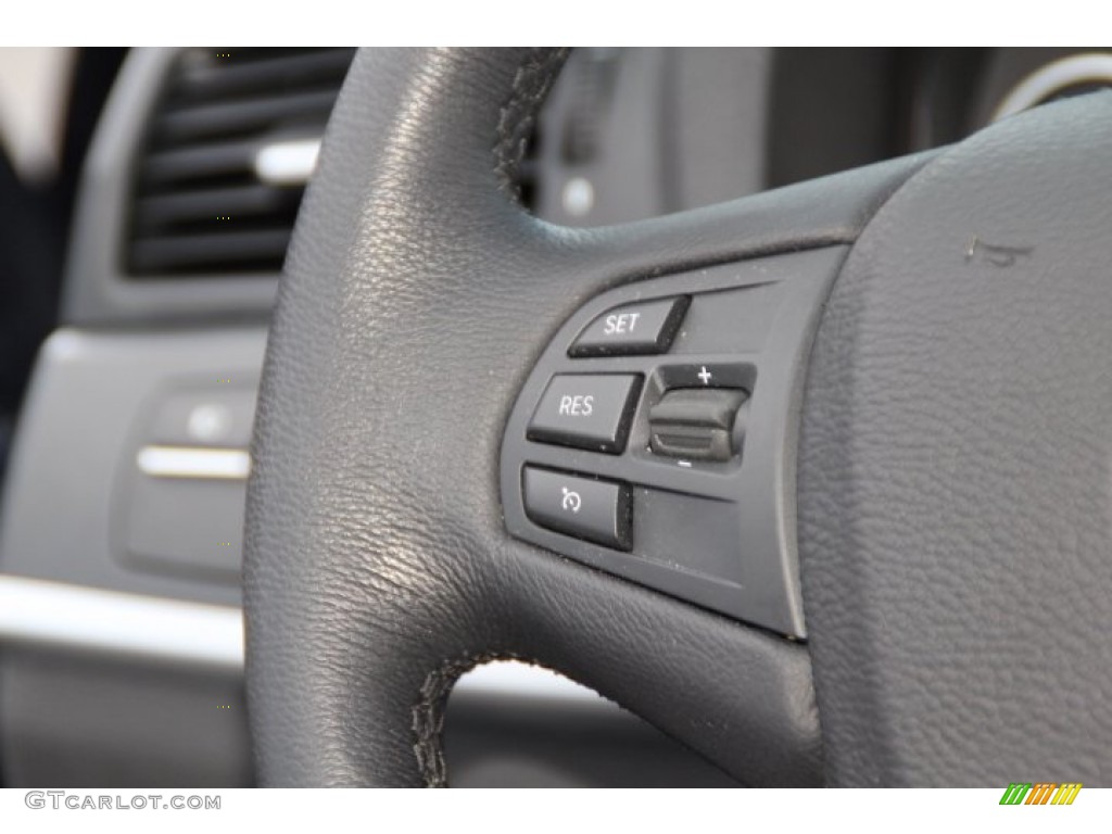 2011 BMW X3 xDrive 28i Controls Photo #90863792