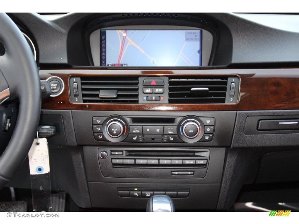 2012 BMW 3 Series 335i Coupe Controls Photo #90864353